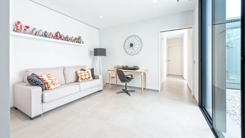 Modern villa with pool and sea views in a quiet area of Santa Ponsa — photo 12