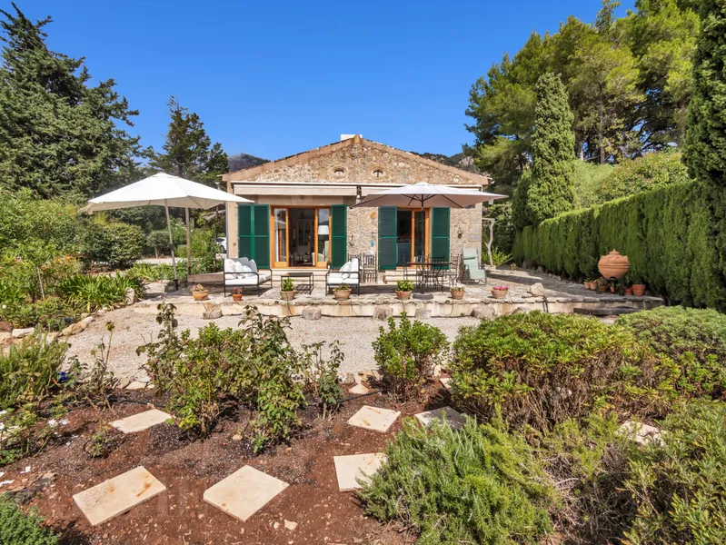 Charming finca in Valldemossa – Mediterranean living with character — photo 3