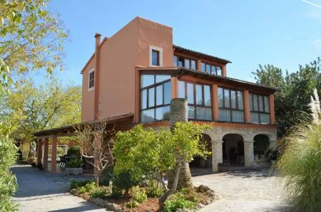 Single family house - Alaró, built surface 552m2, plot surface 7099m2, 5 bedrooms, 6 bathrooms, pool. — photo 2