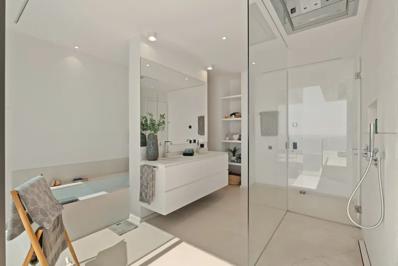 Newly built luxury villa with wonderful sea views — photo 12