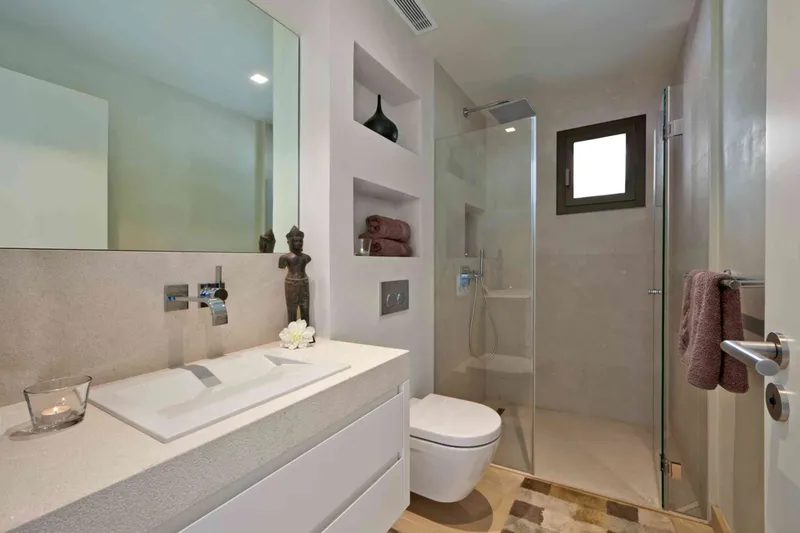 Modern villa with breathtaking sea views in Port d'Andratx — photo 7