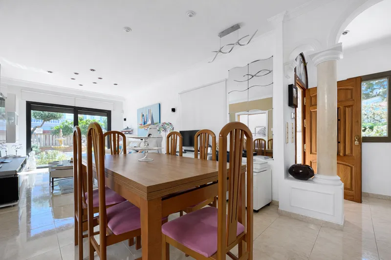 Beautiful family villa near Port Adriano in El Toro — photo 2