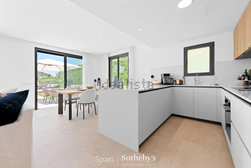 Semi-detached house for sale in Calle de les Monges — photo 10