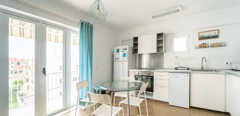 Reformed apartment with balcony in Colonia de Sant Jordi · 3 bedrooms — photo 7