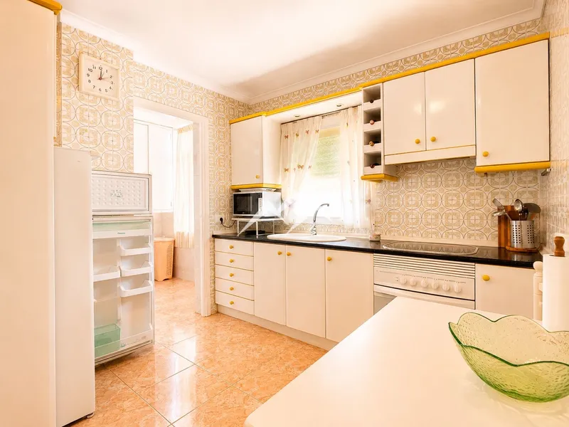 Bright apartment with balcony in Son Canals — photo 12
