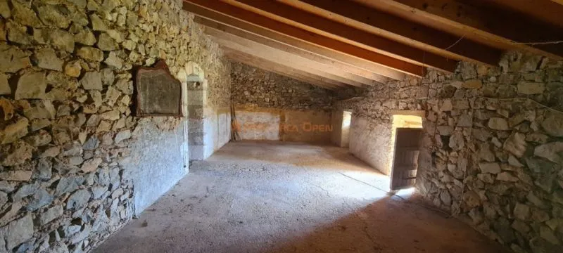 House for sale in a very quiet area 4km from Sant Llorenç — photo 2