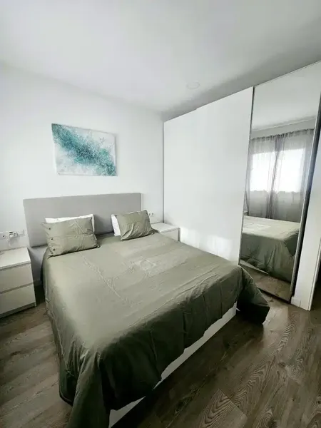 Se alquila acogedor apartamento amueblado en un edificio totalmente renovado en el centro de palma, a unos pasos del mercado de Pere Garau y — photo 1