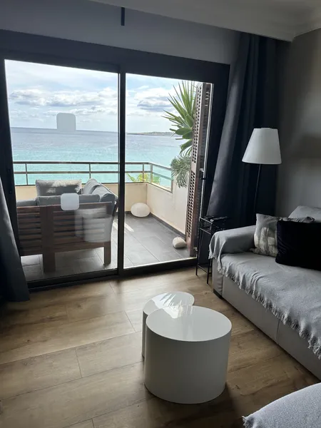 Luxury apartment with sea views in Cala Millor — photo 10