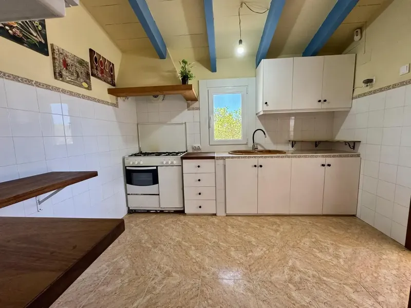 In a quiet area of Campos, we present this recently renovated house, located on a rustic plot of 4,509 m2. A property — photo 4
