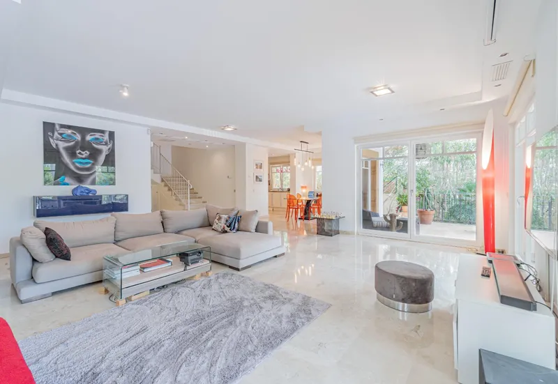 Contemporary design villa — photo 4
