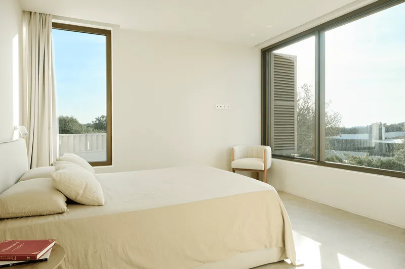 Minimalist villa newly built in Son Gual — photo 12
