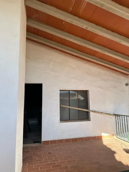 Charming Mallorcan village house with over 250 m² of built area and large garden in the center of Búger. — photo 12