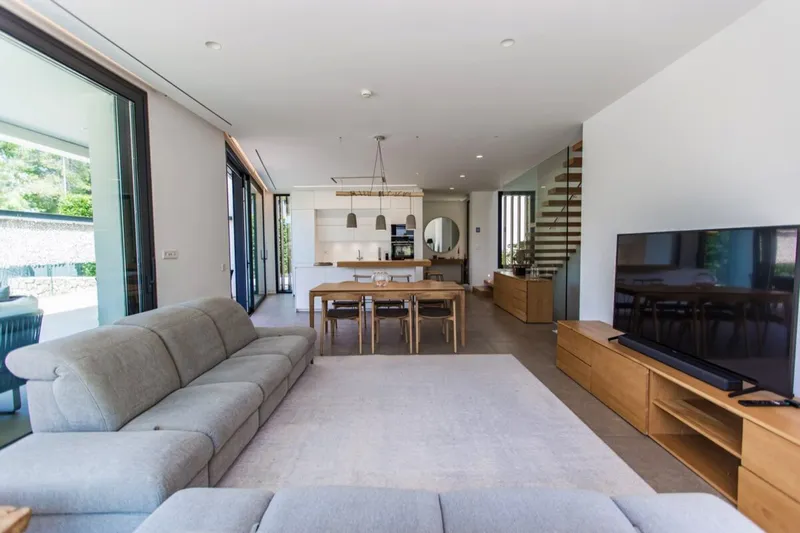 Contemporary designer villa with infinity pool for sale in Son Vida — photo 8