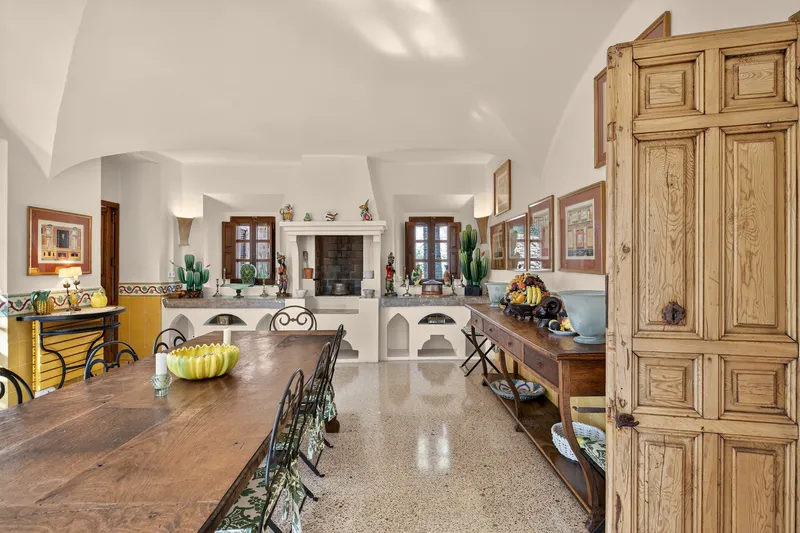 Extraordinary property with three buildings and panoramic sea views in Son Macià — photo 12