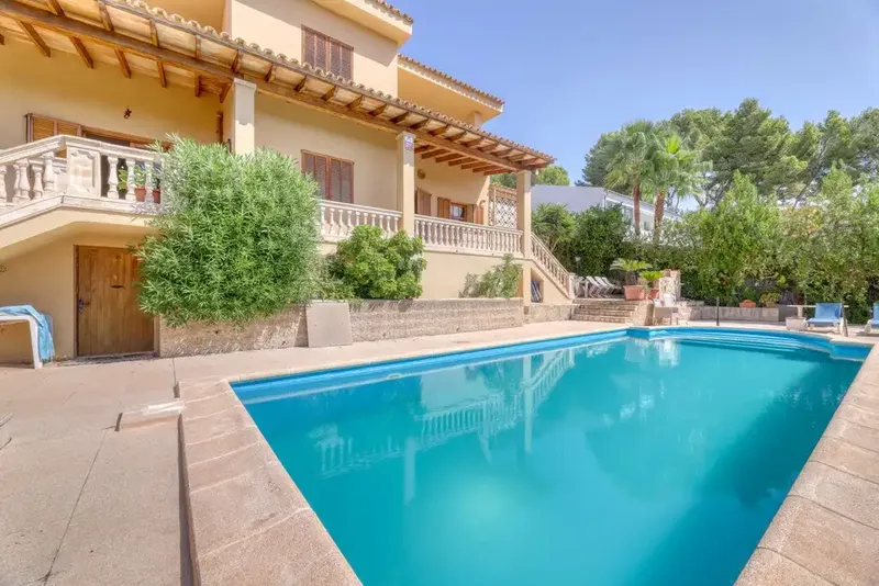 Detached villa with sea views in Costa d'en Blanes — photo 1