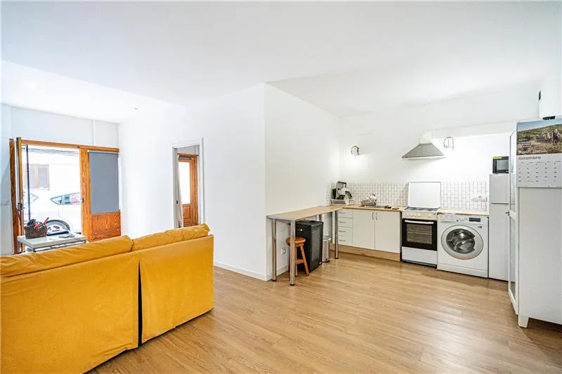 Apartment in Aragón–Pere Garau area — photo 1