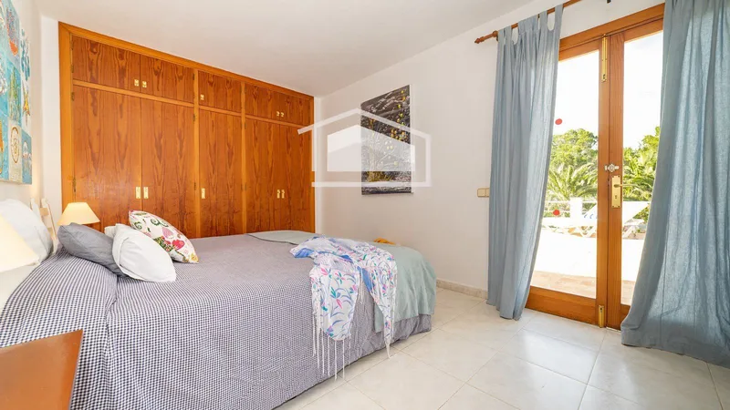 Chalet in Cala D'Or, with 219 m2, 3 bedrooms, 2 bathrooms and pool — photo 9