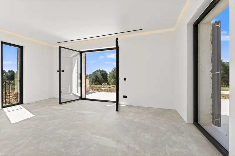 Self-sufficient design finca with architectural highlights near Es Trenc — photo 9