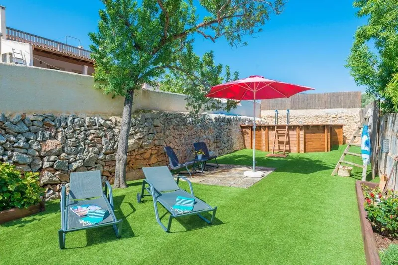 Recently renovated town house with tourist license in Santanyi — photo 2