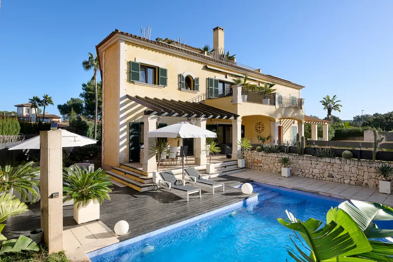Mediterranean property with sea views in Puig d'en Ros - Marcel Remus Real Estate — photo 1