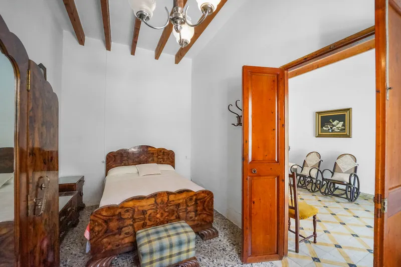 Sold by Us | Exclusive – Townhouse in the Center of Cas Concos — photo 12