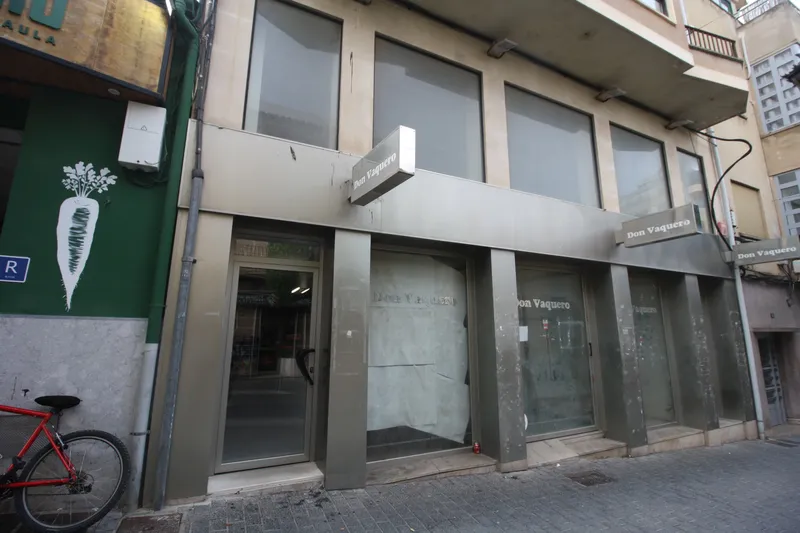 Commercial premises next to the train station — photo 4