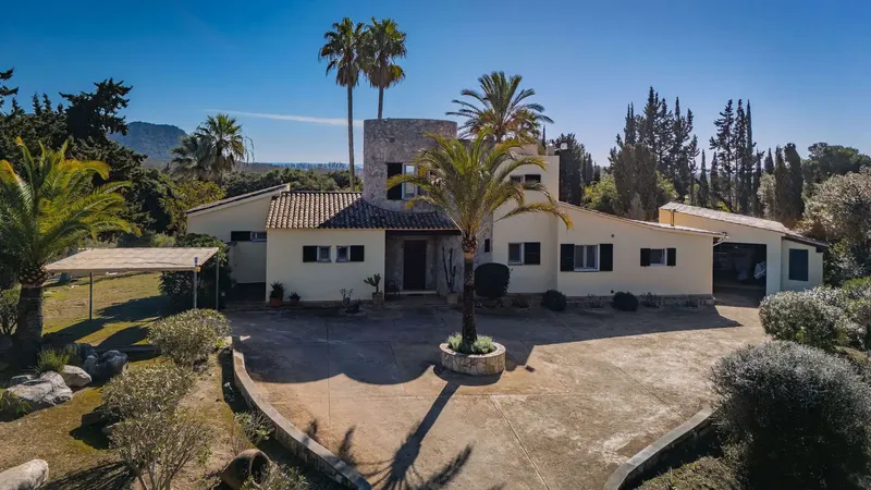 Charming finca in Pula Golf combines spacious living, Mediterranean lifestyle and absolute privacy in an idyllic setting. — photo 9