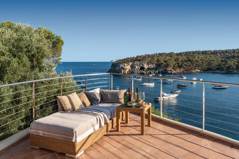 Exclusive villa in a stunning location with ocean access in Sol de Mallorca — photo 2