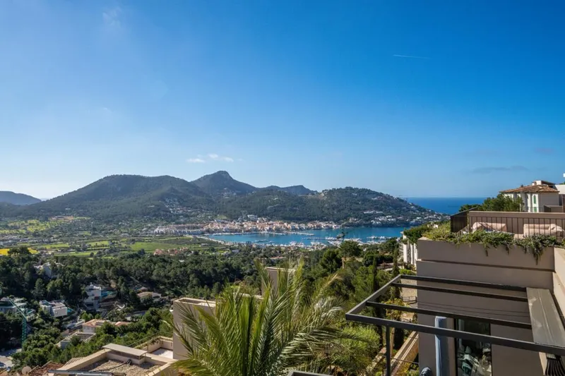 Contemporary Mediterranean villa with sea views and rental licence in Port d’Andratx — photo 1