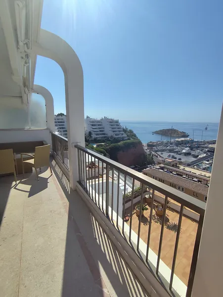 Apartment in Port Portals with spectacular sea views — photo 2
