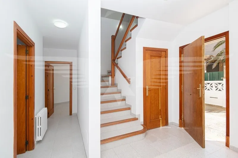 Ciudad Jardín I: Townhouse with Ocean Views and Potential for Expansion — photo 12