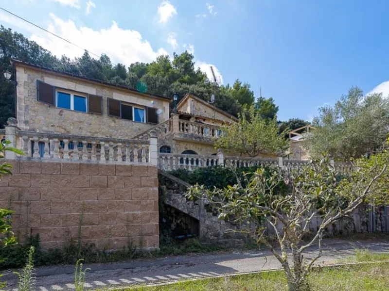Cottage in Puigpunyent, Province of Balearic Islands — photo 1