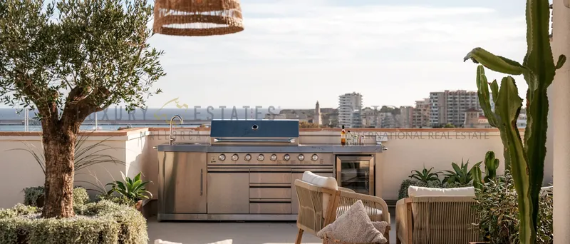 Luxurious penthouse in Palma with spectacular roof terrace on the Paseo Marítimo — photo 3