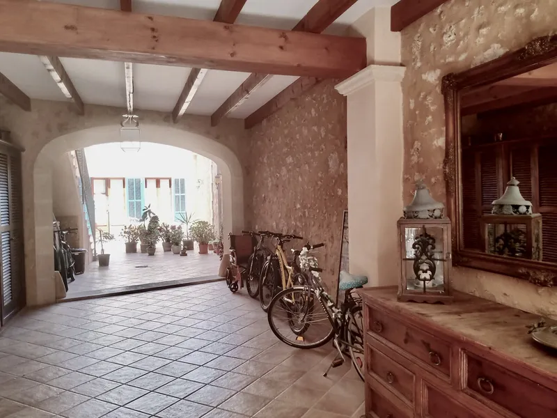 Beautiful Majorcan townhouse in the heart of Campos — photo 8