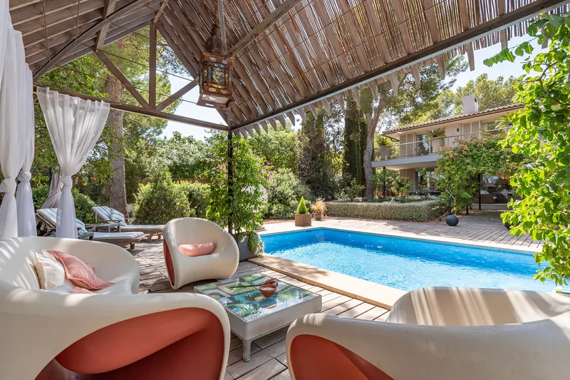 Stylish villa in Sol de Mallorca with cozy pool terrace, quiet location & privacy — photo 1