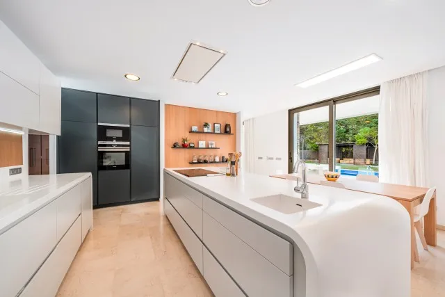 Contemporary sea view villa for sale in Santa Ponsa, southwest Mallorca — photo 7