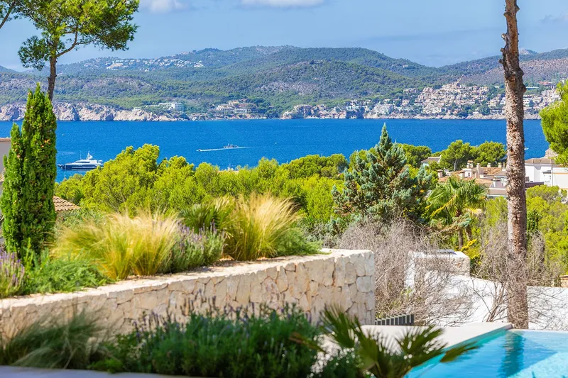 First-class new-build villa with sensational views — photo 1