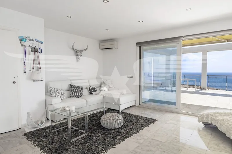 Cala Pi penthouse with large terrace and sea views — photo 2