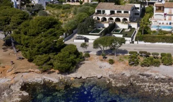 Project for a new semi-detached villa in Mallorcan style on the first line of the sea in Alc — photo 1