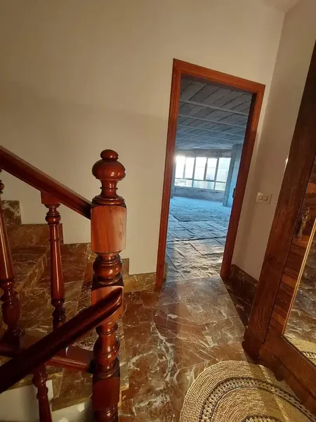 Building for sale on Baix des Cos street, with two floors and attic and terraces, the second floor is an open-plan space, the first floor is — photo 1
