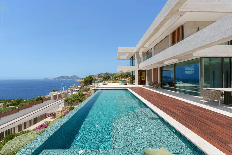 Energy efficient luxury villa in Port Andratx — photo 1