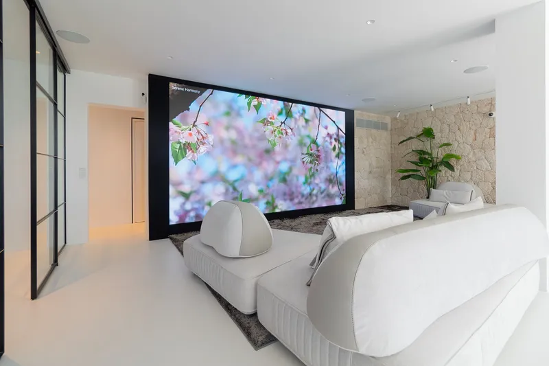 Modern luxury villa with breathtaking views in Costa d'en Blanes — photo 6
