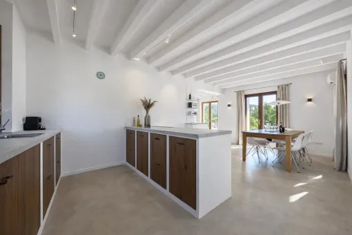 Alcudia, elegant and modern villa with holiday rental license near Alcúdia — photo 7