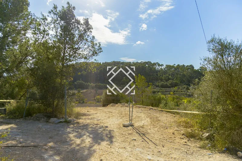 Exclusive rustic plot for sale in Costitx with project for a house and swimming pool, in the heart of Mallorca. — photo 7