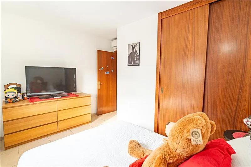 Approx. 141-square-meter apartment with a sun terrace — photo 10