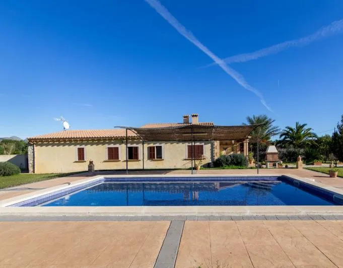 Large rustic finca with holiday license in Arta — photo 1