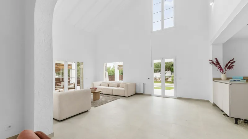 Charming villa in Santa Ponca with large garden and privacy — photo 3