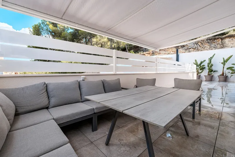 Paguera top quality apartment for sale with private terrace and sunny terraces — photo 10