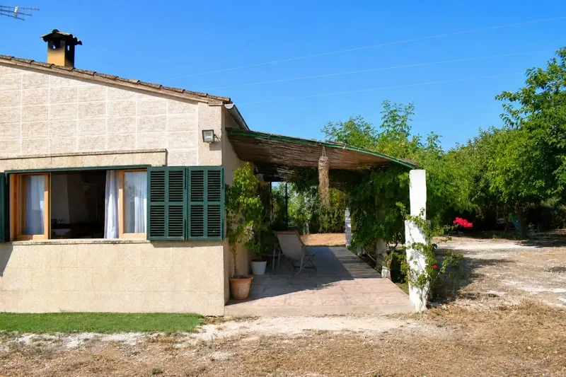 Rustic estate in Lloret de Vistalegre: tranquility, nature and a home ready to move into — photo 4