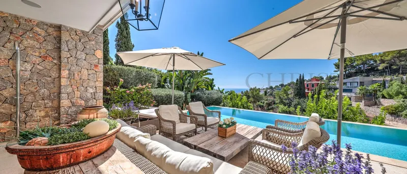 Beautiful Mediterranean modern villa in Genova with sea views — photo 8